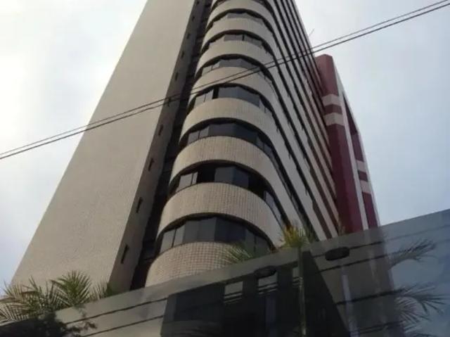 Imóvel para venda possui 270 metros quadrados com 4 quartos em Petrópolis Natal RN