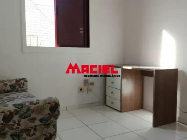 Imóvel para aluguel com 70 metros quadrados com 3 quartos