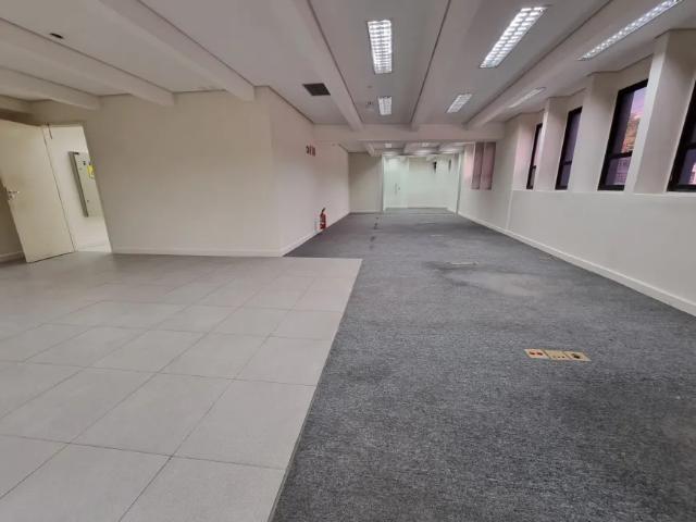 Imóvel para aluguel e venda possui 1000 metros quadrados em Butantã São Paulo SP