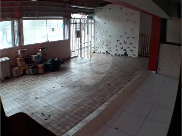 Imóvel para aluguel possui 56m² metros quadrados de salão