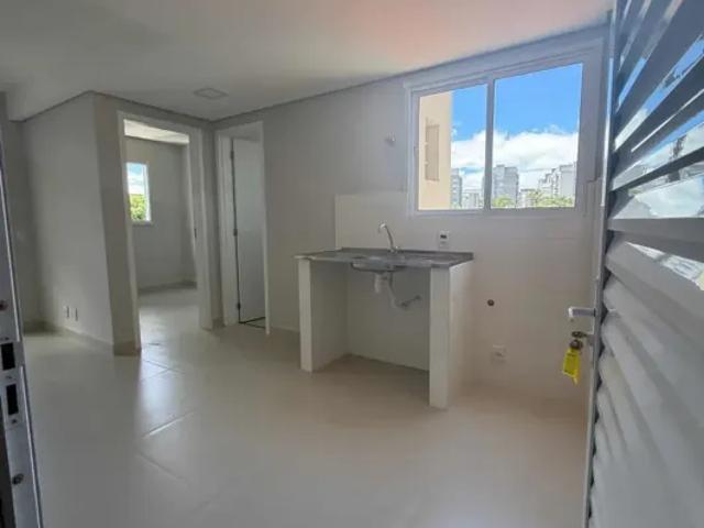 Imóvel para aluguel tem 33 metros quadrados com 1 quarto, sala, cozinha e sacada