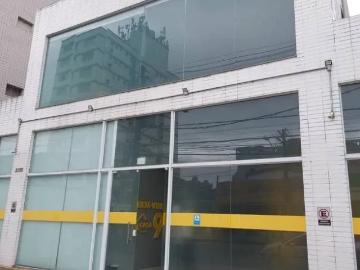 Imóvel para aluguel tem 427 metros quadrados em Embaré Santos SP
