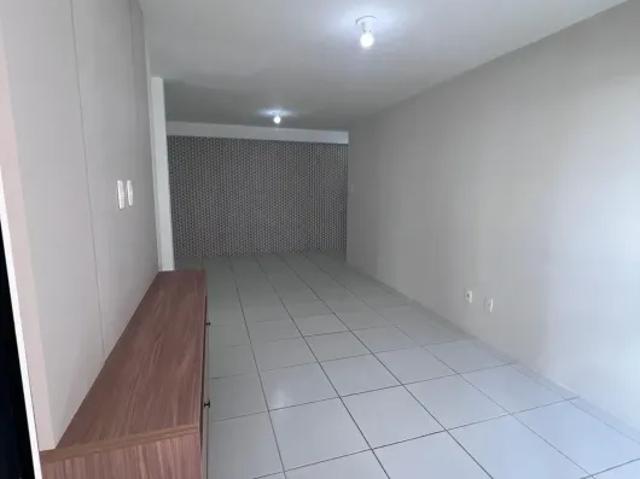 Imóvel para aluguel tem 98 metros quadrados com 3 quartos em Ponta D'Areia São Luís MA