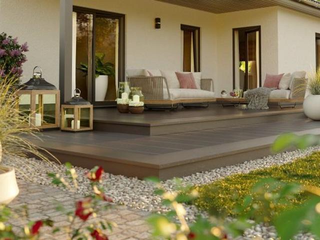Im Winkel mit überdachter Terrasse sehr gemütlich, Massivhaus von Town & Country, Eff 55 GEG