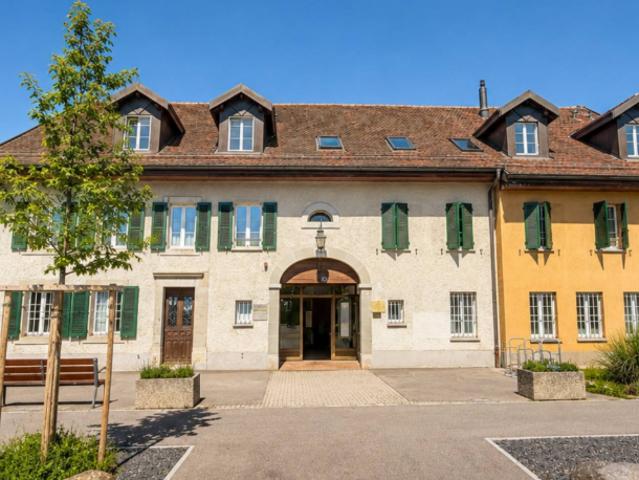 Im Zentrum des Dorfes, Attikawohnung von 153 m2 mit Cachet