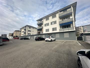 Im Zentrum von Marly, 4,5 pcs von 96,5 m2, Aussenparkplatz