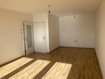 Im Zentrum 2/9