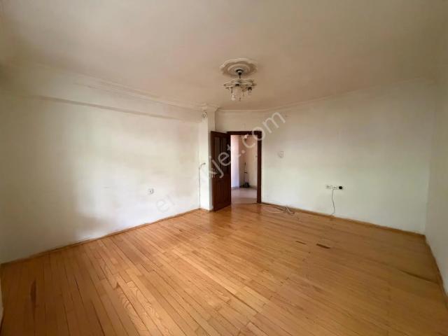 Şimşek Ten Etlik Ayvalı Da Merkez Cami Yakını Kiralık 3+1