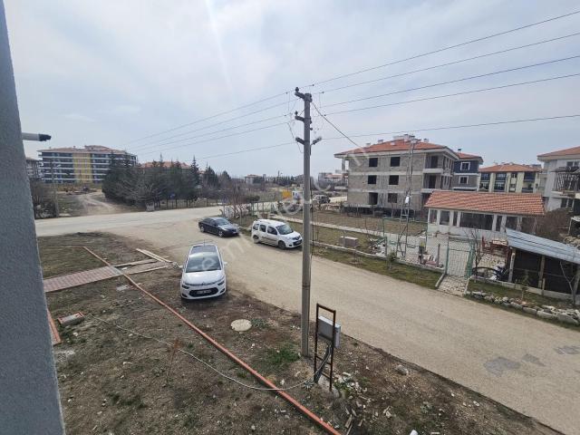 Şimşek'ten Çubuk Esenboğa H.alanına Yakın 1+1 55m2 1.kat Satılık