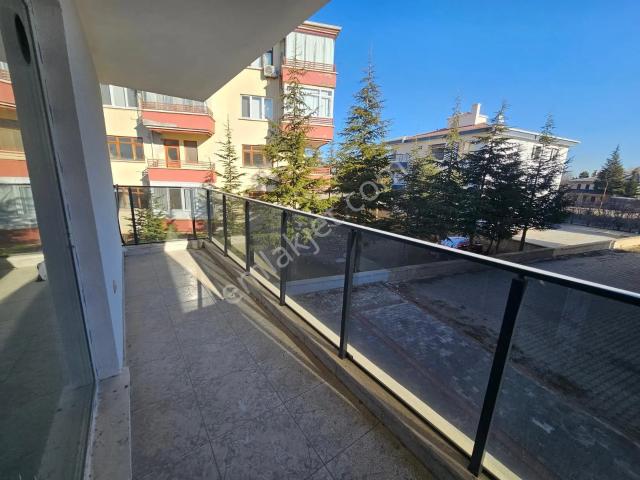 Şimşek'ten Çubuk Esenboğa H.alanına Yakın 1+1 Katta Kiralık
