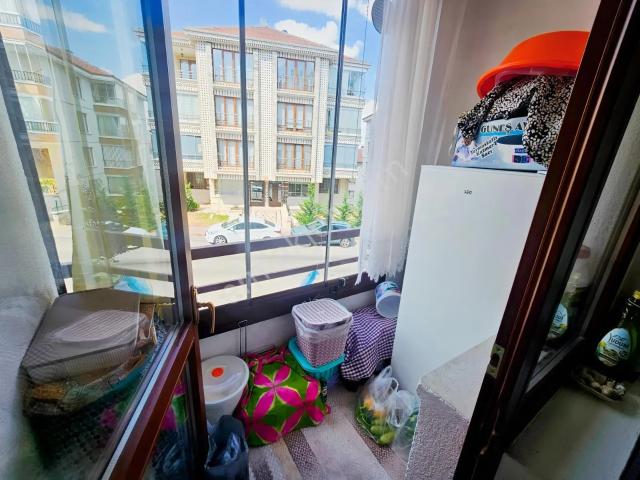 Şimşek'ten Etlik Yayla Mh. 120 M2 1. Kat Asansörlü Yapılı Satılı