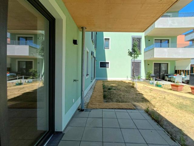 Im Grünen residieren: Moderne 3 Zimmerwohnung mit 60 m² Garten | ab sofort