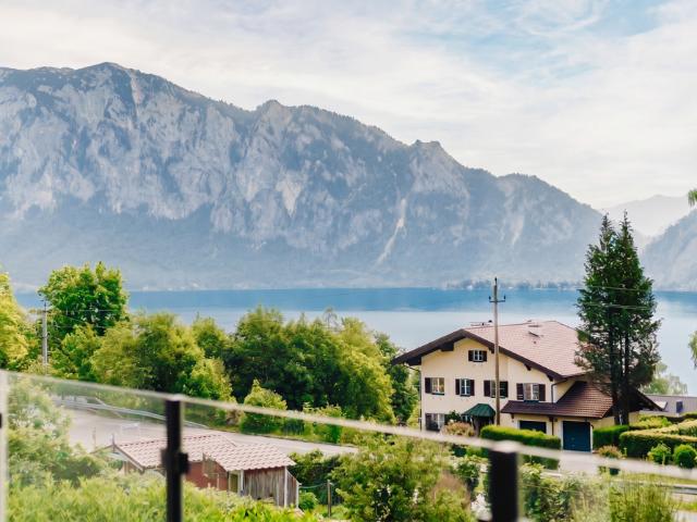 Im Herzen des Salzkammerguts! Ihr Zuhause in Unterach mit Attersee Blick