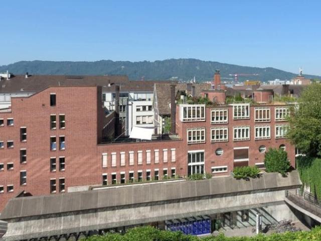 Im Herzen vom Stadelhofen, Zürich Kreis 1