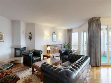 Im Herzen von Marly Helle 4,5 Zimmer Wohnung mit wunderschöner, ungehinderter Aussicht