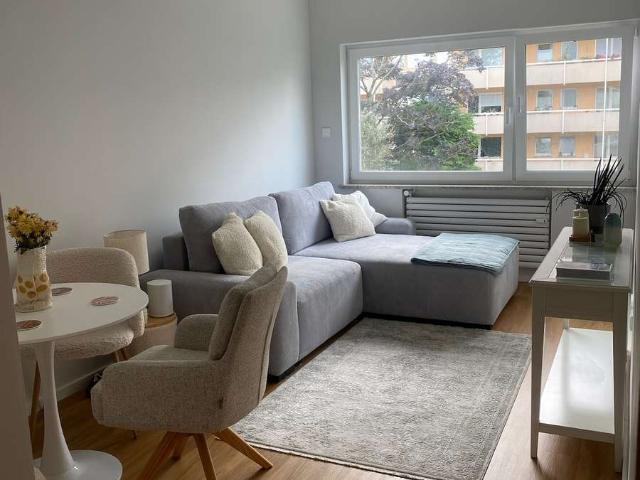 Im Herzen von Bad Soden: Kernsanierte 2 Zimmer Wohnung für Berufspendler oder als Kapitalanlage