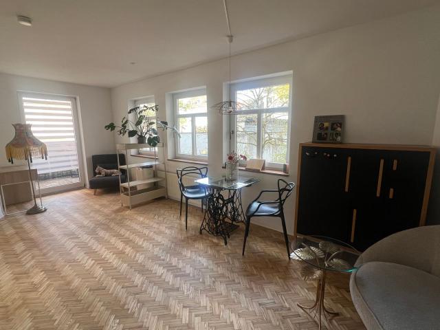 Im Herzen von Ehrenfeld Neptunplatz Vibes, Koln Amsterdam Apartments for Rent