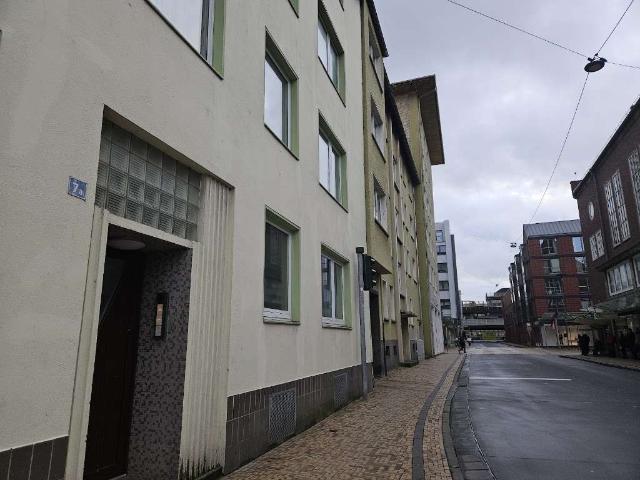 Im Neuen Glanz Ihr neues Zuhause: 2 Zimmer Wohnung in Mitte Süd ab Sofort renoviert