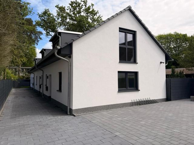 IM PREIS GESENKT* Erstbezug: Exklusives Reihenhaus · 3 Zimmer · ca. 105–108 m² · Neubau 2025