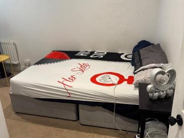 Im Renting Nice Two Bedroom House