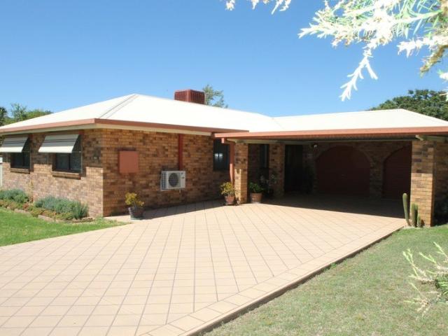 IMMUCULATE & SPACIOUS BRICK HOME