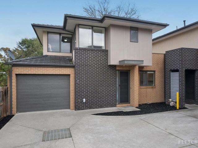Immaculate Modern Living with a Private Outdoor Escape