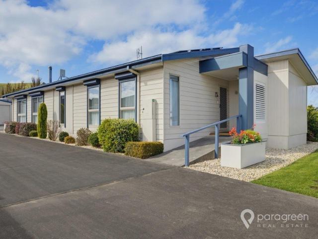 Immaculate, Move In Ready Home with Everything Done