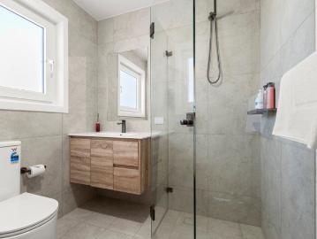 Jindabyne, Snowy River, Victoria - Balcony