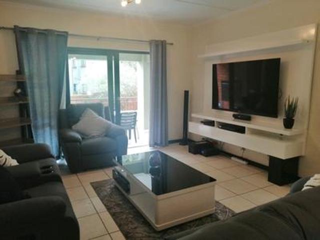 immaculate one bed garden unit!