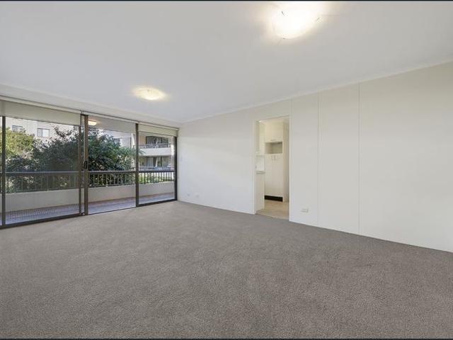 Immaculate one bedroom apartment