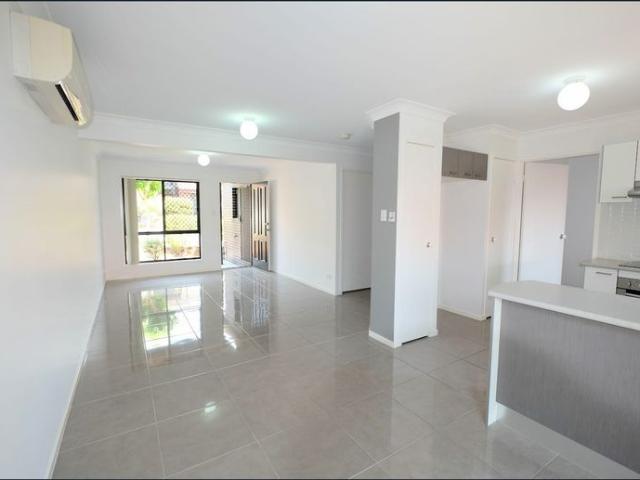 IMMACULATE AIR CONDITIONED 3 BEDROOM TOWNHOUSE IN POPULAR, CENTRALLY LOCATED COMPLEX