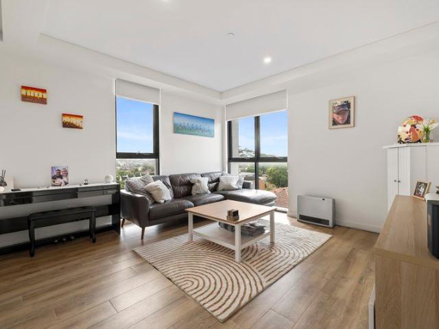 Immaculate apartment with Harbour Bridge views