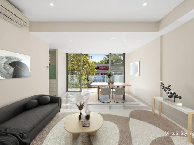 Immaculate Apartment with Luxe Finishes and Walk to Everywhere Location