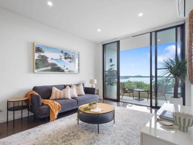 Immaculate Apartment with Stunning Brisbane Water Views