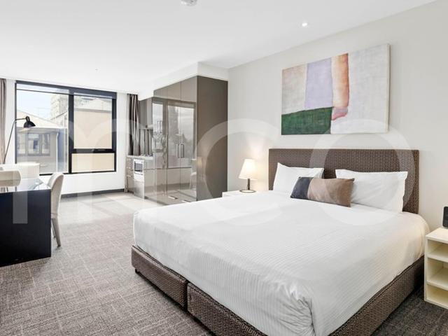 Immaculate Apartment With Sweeping City Views. Premium Suburb