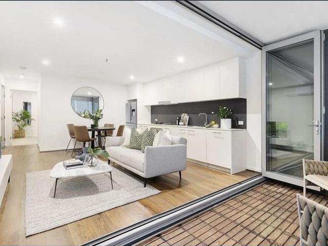 Immaculate Apartment in a Prime Urban Location | Unfurnished