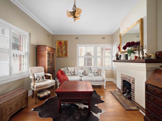 Immaculate Art Deco Charm with Prized St Kilda Lifestyle