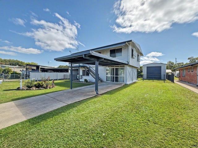 Immaculate beachside home. Guest or home business space on ground level + sheds