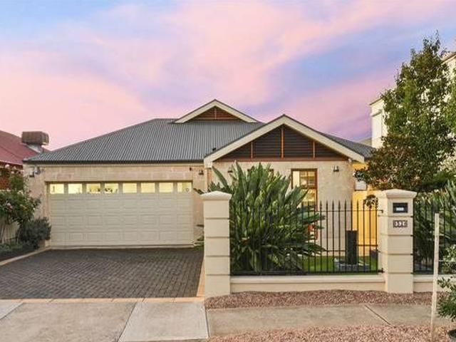 Immaculate Beachside Home