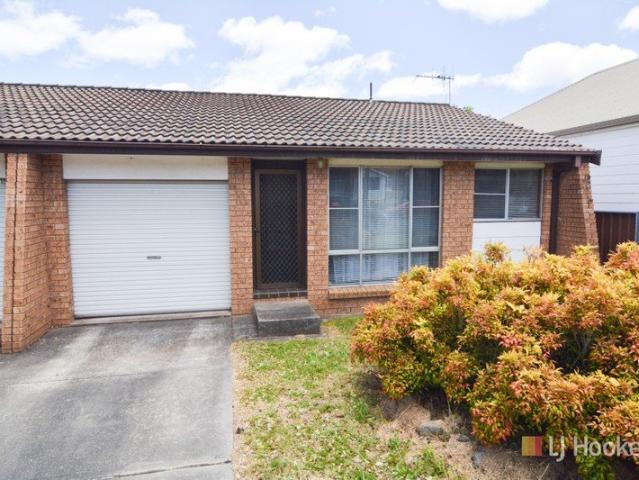 Immaculate Brick Veneer 7 Unit Complex
