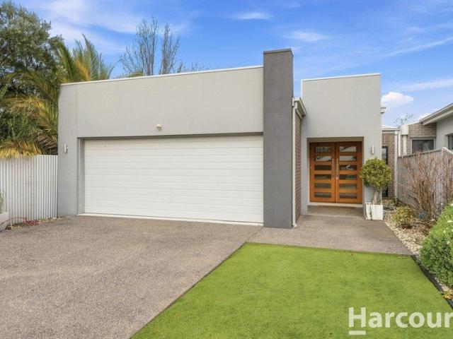 Immaculate Central Townhouse