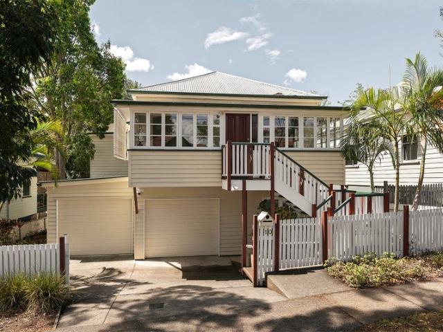 IMMACULATE, CHARACTER HOME IN THE BSSSC