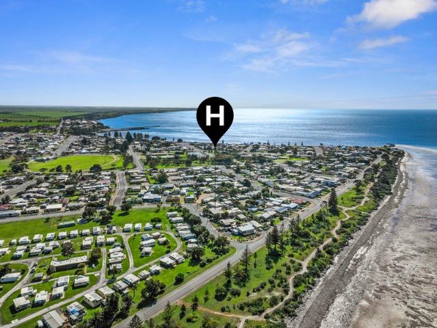Immaculate Coastal Living Just Moments from the Beach