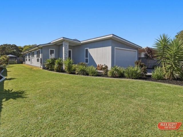 IMMACULATE, NEAR NEW COASTAL LIVING WITH PREMIUM SUSTAINABILITY