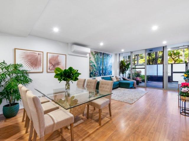 Immaculate Courtyard Apartment Over 140m2 Of Living Area!