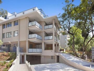 Immaculate Designer Apartment Walk to Rail & Shops