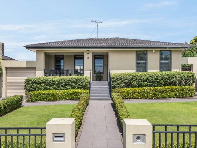 Immaculate Entertainer, Family Functionality