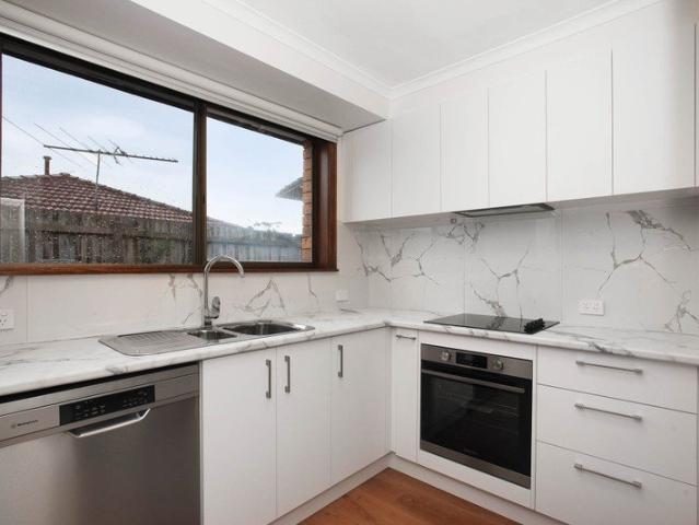 Immaculate Fully Renovated Unit