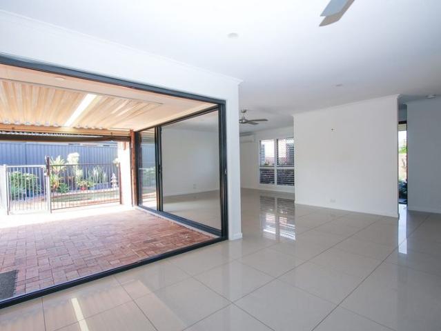 Immaculate Family Entertainer