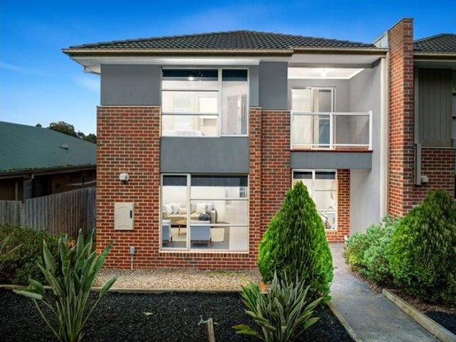 Immaculate & Family Friendly Home For Rent!